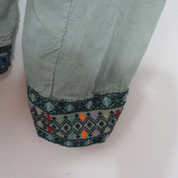 Johnny Was size Medium Embroidered Blouse Top Green Button Down Long Sleeve - Picture 8 of 9